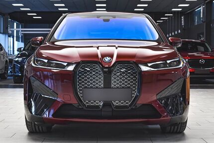 BMW iX 8.099 km 64.950 € Feldkirchen bei München 85622