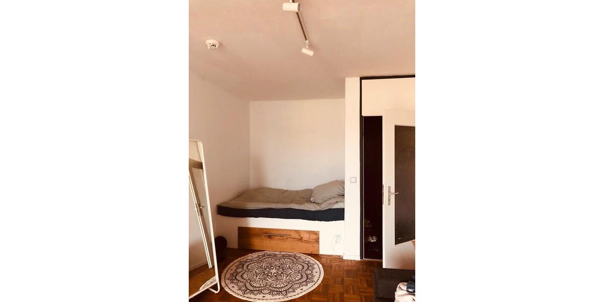 Etagenwohnung München Schwabing-Freimann - 1 Zimmer, 32 m&sup2;, 1.150&euro; | Angebot:26670570