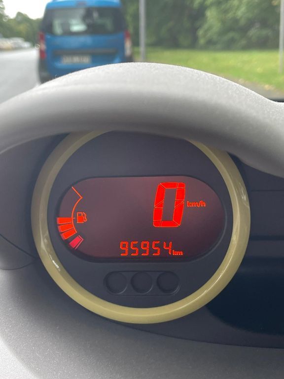 Renault Twingo 96.000 km 3.700 € München 80797