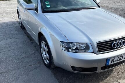 Audi A4 92.000 km 3.900 &euro; Unterschleißheim 85716
