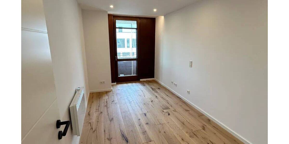 Etagenwohnung München Sendling-Westpark - 4 Zimmer, 63 m&sup2;, 740&euro; | Angebot:26807705