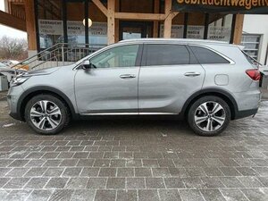 Kia SORENTO 2.2D AWD AT8 PLATINUM Pano HeadUp AHK 59.902 km 27.460 &euro; Höhenkirchen-Siegertsbrun 85635