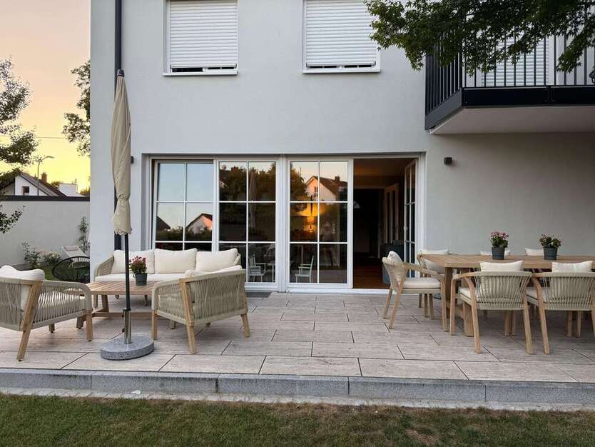 Haus zum Kaufen in Ottobrunn 1.390.000 € 148 m²