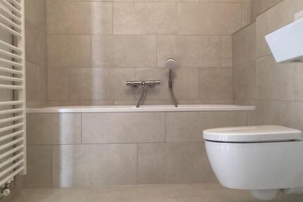 Haus München Aubing-Lochhausen-Langwied - 5 Zimmer, 137 m&sup2;, 3.422&euro; | Angebot:26417756