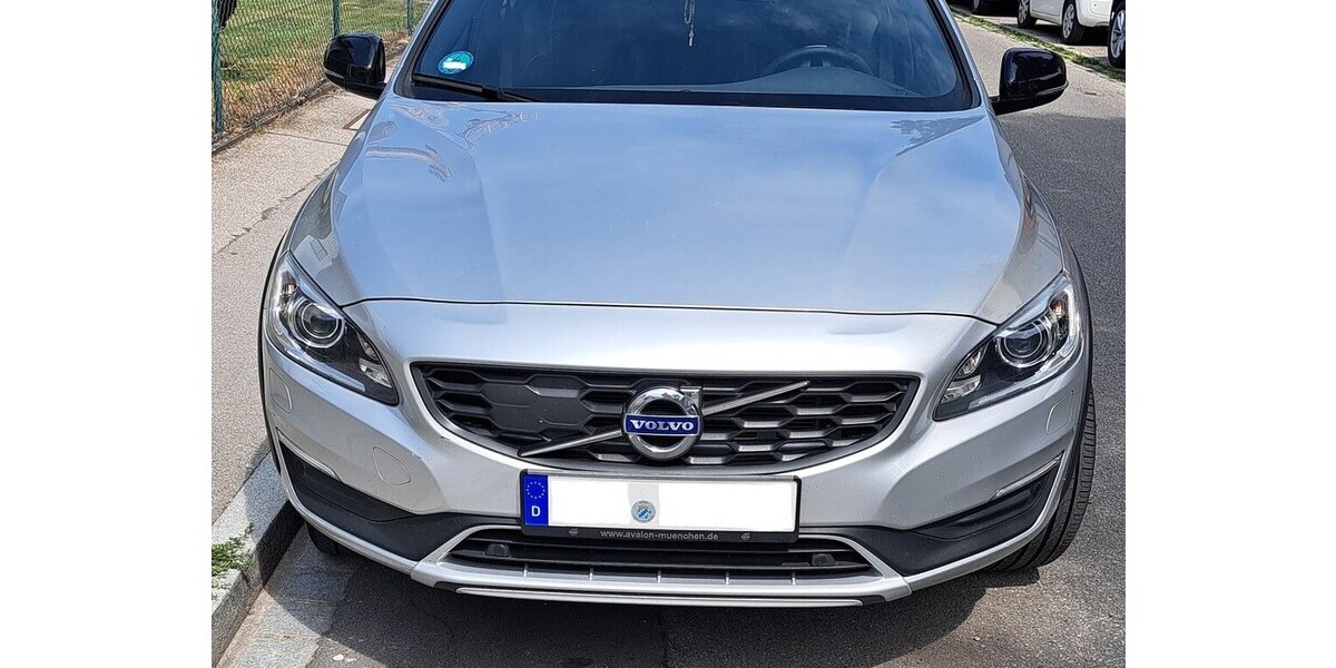 Volvo V60 93.000 km 23.900 &euro; Dachau 85221