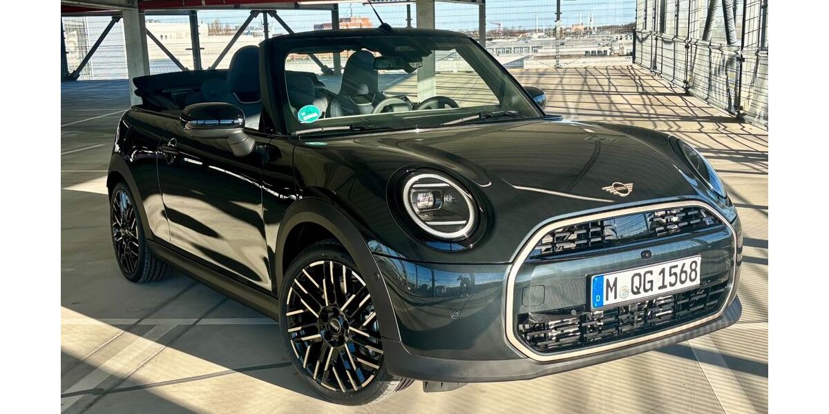 Mini Cooper Cabrio 7.892 km 32.900 &euro; München 80469