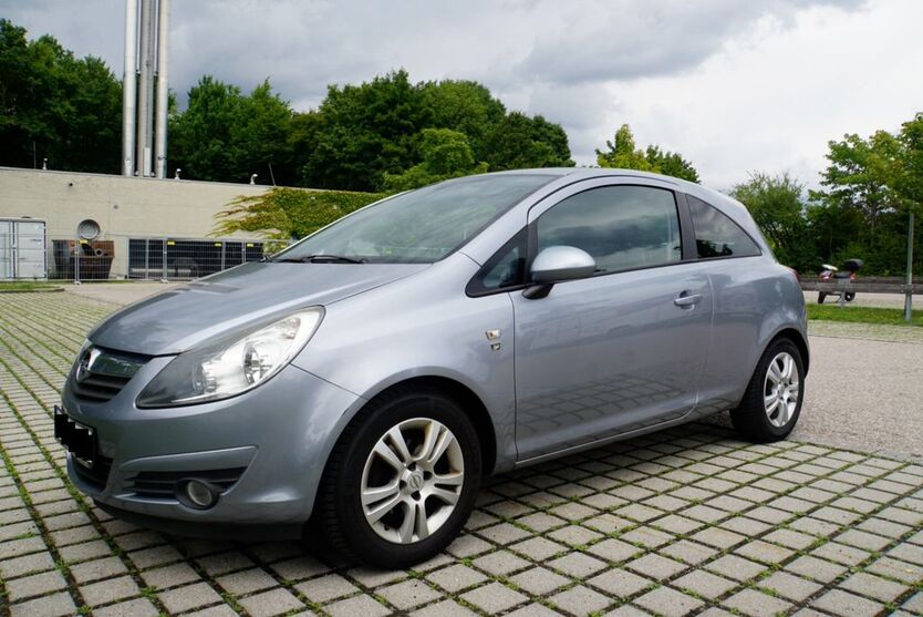 Opel Corsa 217.000 km 1.290 € Taufkirchen 82024