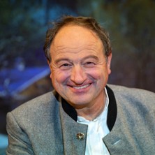 Heilige Nacht von Ludwig Thoma - Pfarrer Rainer Maria Schießler liest 17.12.2026 Loisachhalle