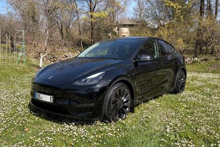 Tesla Model Y 63.000 km 33.849 &euro; Poing 85586