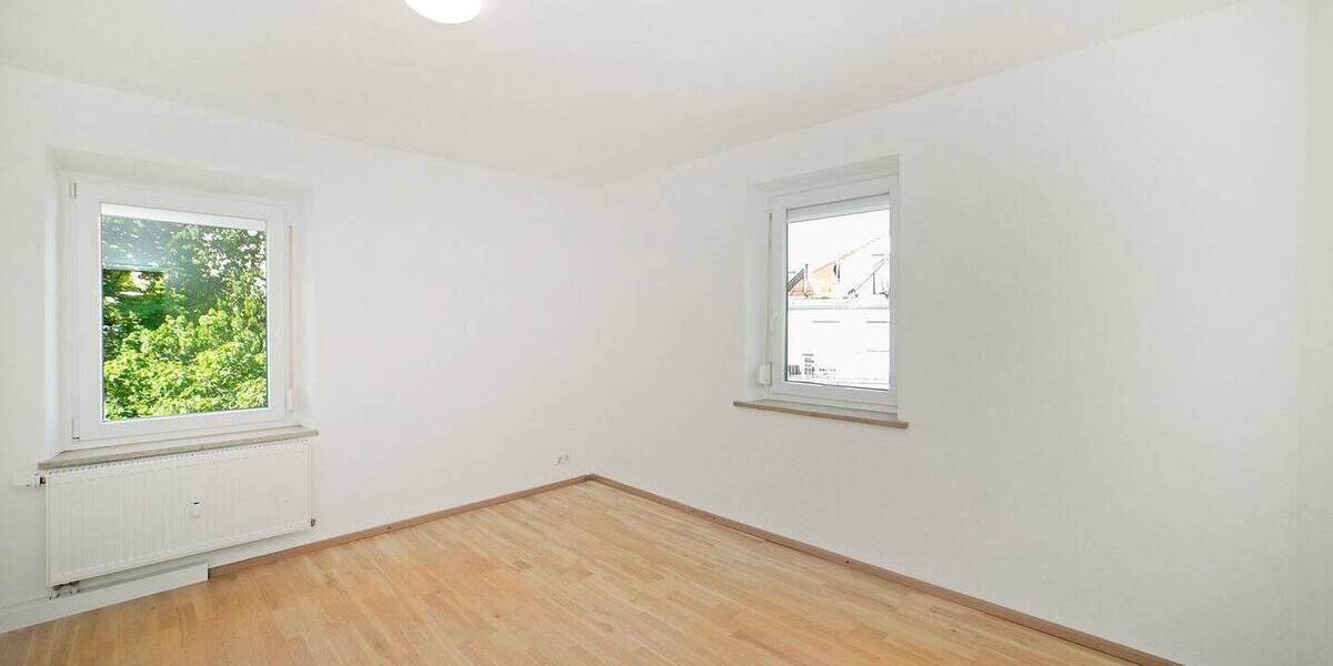 Etagenwohnung München Moosach - 3 Zimmer, 85 m&sup2;, 600.000&euro; | Angebot:26867036