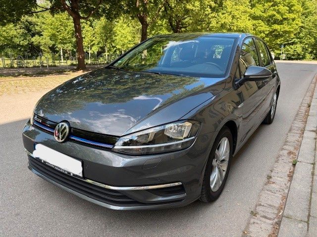 VW Golf 23.323 km 19.900 &euro; München 81243