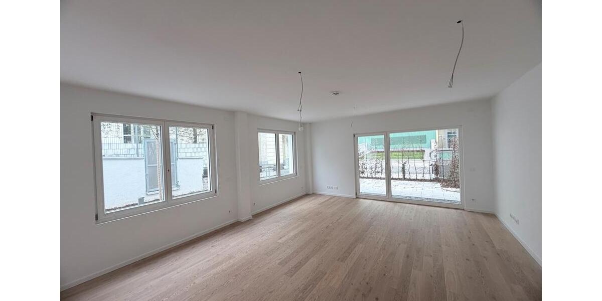 Erdgeschoßwohnung München Maxvorstadt - 2 Zimmer, 76 m&sup2;, 2.050&euro; | Angebot:26253680