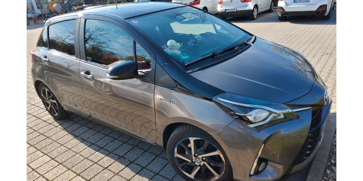 Toyota Yaris 92.815 km 13.999 &euro; München 81549
