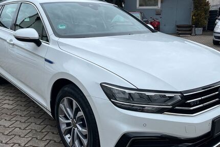 VW Passat 172.000 km 15.900 &euro; München 81825