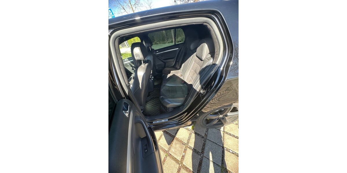 VW Golf V GTI 158.858 km 15.555 &euro; Aschheim 85609