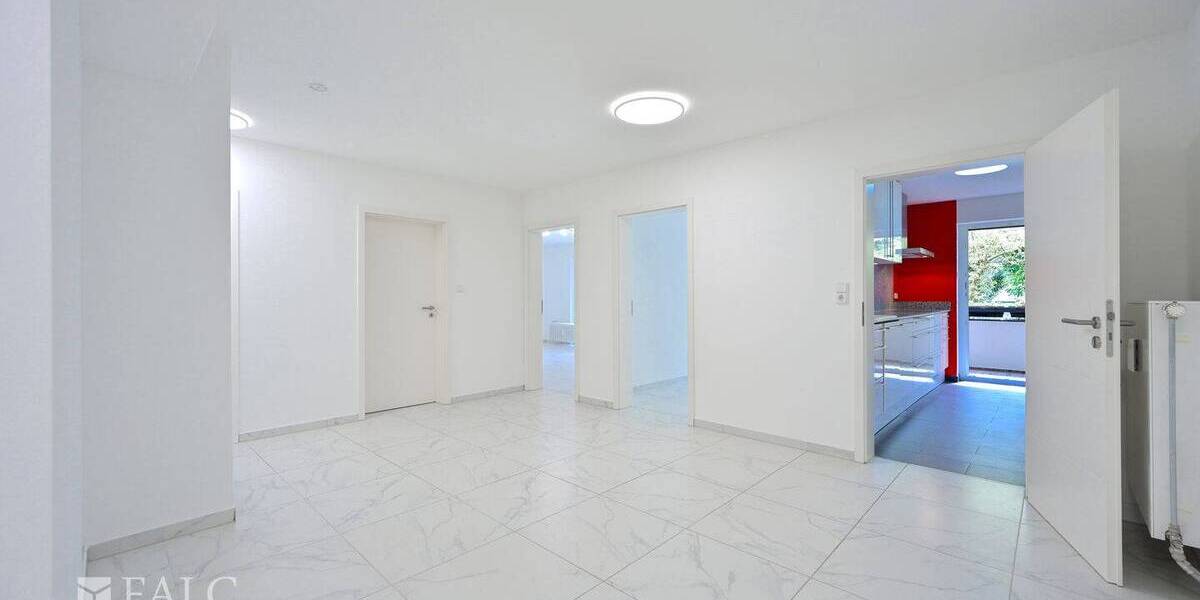 Etagenwohnung München Thalk.Obersendl.-Forsten-Fürstenr.-Solln - 4 Zimmer, 107 m&sup2;, 2.690&euro; | Angebot:26820500