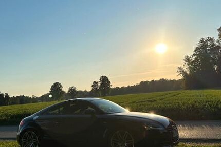 Audi TT 67.000 km 17.999 &euro; Gilching 82205