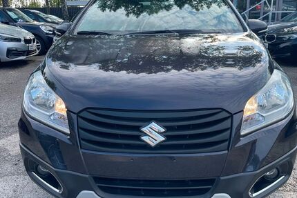 Suzuki SX4 86.000 km 7.990 &euro; München 81243