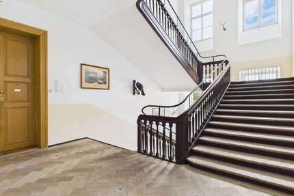 Büro in Ebersberg 3.315 € 390 m² zimmer