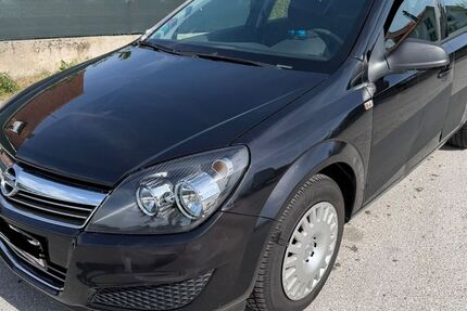 Opel Astra 123.500 km 1.250 &euro; München 81827