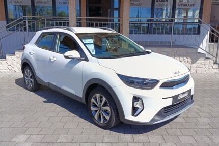 Kia Stonic 12.824 km 18.990 &euro; Höhenkirchen-Siegertsbrunn 85635