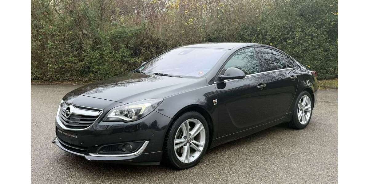 Opel Insignia 136.000 km 10.900 &euro; München 81375