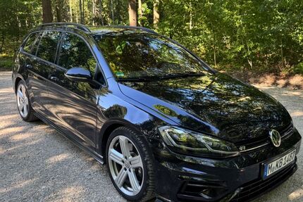 VW Golf 89.530 km 21.990 &euro; München 81549