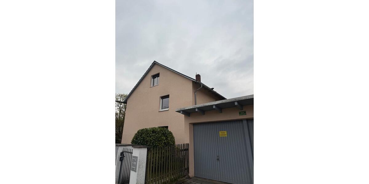 Dachgeschoßwohnung München Schwabing-Freimann - 2 Zimmer, 34 m&sup2;, 820&euro; | Angebot:26241909