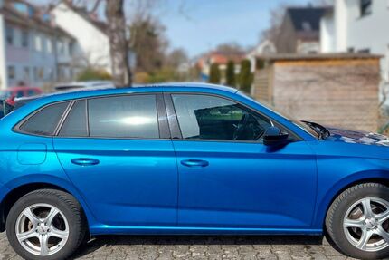 Skoda Scala 59.000 km 16.400 &euro; München 81825