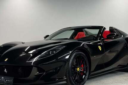 Ferrari 812 25.100 km 472.210 &euro; München 80337