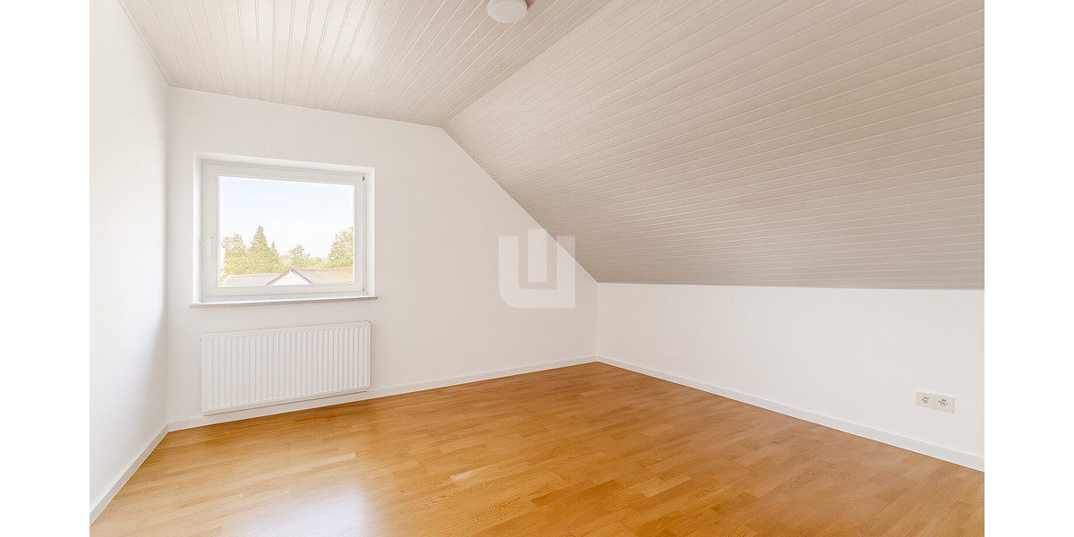 WINDISCH IMMOBILIEN - Gut geschnittene Dachgeschosswohnung, für den Käufer provisionsfrei! 3 zimmer