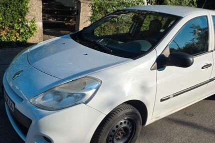 Renault Clio 104.562 km 2.990 &euro; Fürstenfeldbruck 82256