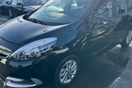 Renault Scenic 139.564 km 4.999 &euro; München OT Aubing-Lochhausen-Langwied 81243
