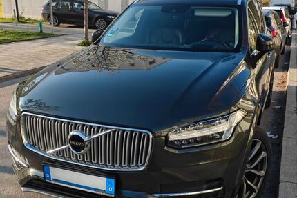 Volvo XC90 152.000 km 28.500 &euro; München 81737