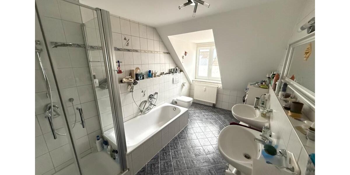 Dachgeschoßwohnung Weichs - 3 Zimmer, 103 m&sup2;, 448.500&euro; | Angebot:25350166