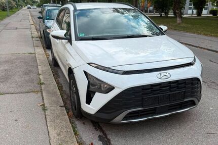 Hyundai BAYON 215.416 km 5.200 &euro; München 80939