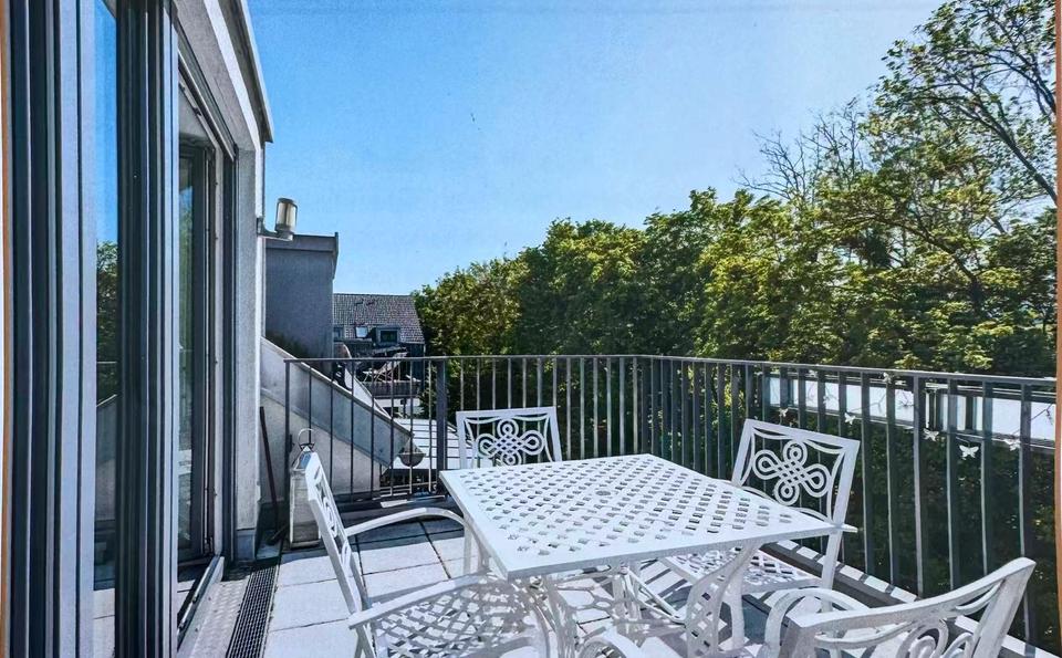 Etagenwohnung München Schwabing-West - 4 Zimmer, 132 m&sup2;, 2.380&euro; | Angebot:26321360