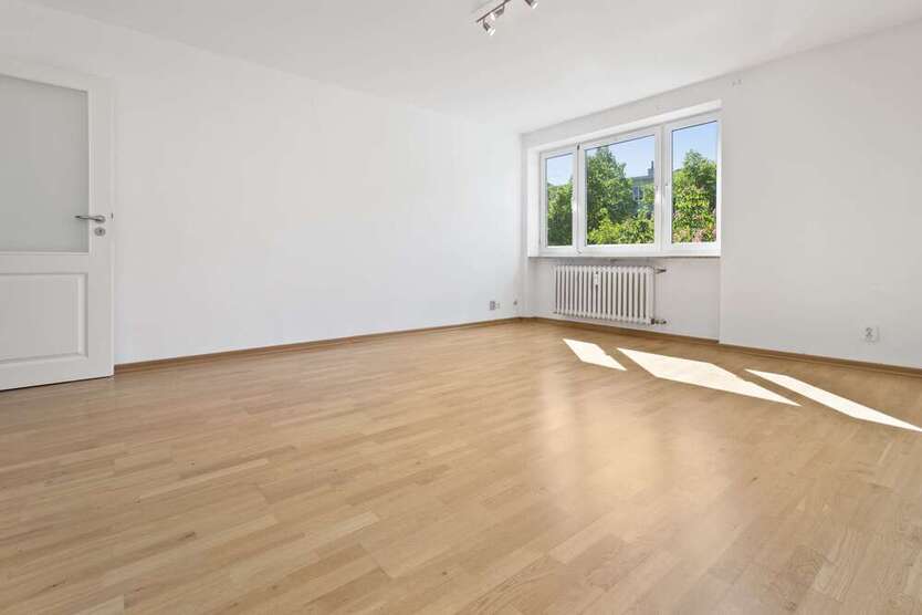 Wohnung zum Kaufen in München 495.000 € 43.97 m²