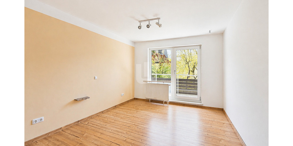 WINDISCH - Gepflegtes REH mit Einliegerwhg. in familienfreundlicher Lage von Gröbenzell - bezugsfrei - Reihenendhaus Gröbenzell | Angebot:26297196