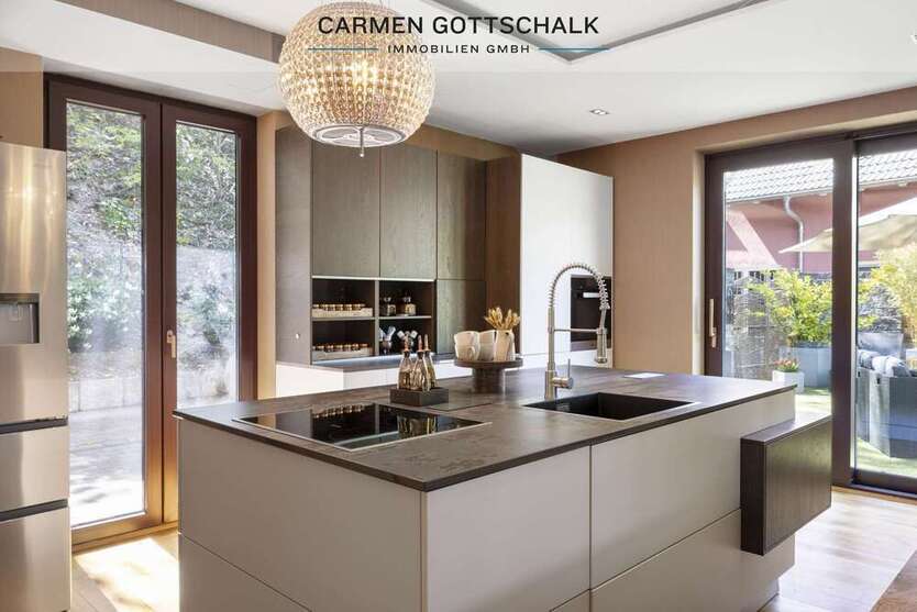 Haus zum Kaufen in Feldafing 2.290.000 € 351 m²