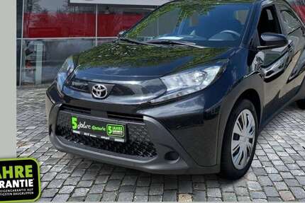 Toyota Aygo 51.469 km 11.490 &euro; München 80687