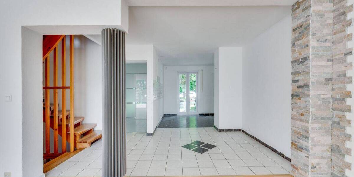 Reihenmittelhaus Gröbenzell - 5 Zimmer, 147 m&sup2;, 899.000&euro; | Angebot:23948968