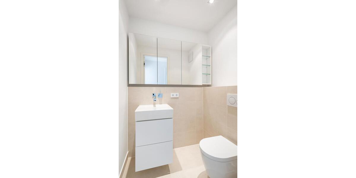 Terrassenwohnung München Bogenhausen - 2 Zimmer, 75 m&sup2;, 2.120&euro; | Angebot:26351860