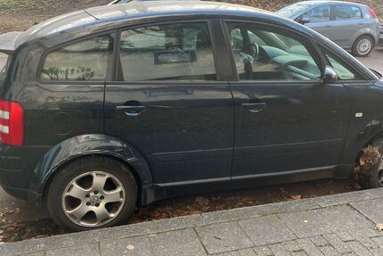 Audi A2 140.000 km 2.900 € München 80809