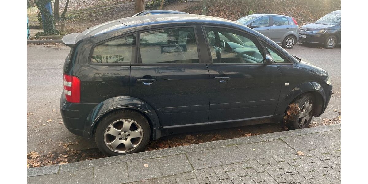 Audi A2 140.000 km 2.900 € München 80809