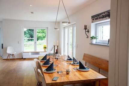 Haus Wörthsee - 5 Zimmer, 174 m&sup2;, 3.290&euro; | Angebot:25429515
