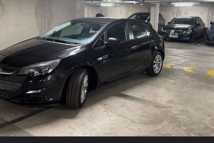 Opel Astra 118.000 km 6.900 &euro; München 80933