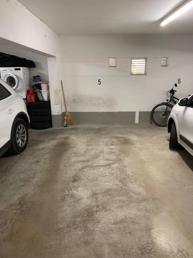 WEIGERT: 3-Zimmer-Wohnung mit Loggia & TG-Stellplatz in Aubing