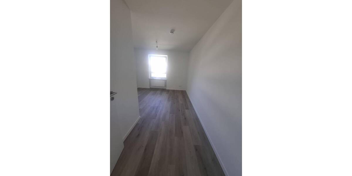 Etagenwohnung Unterhaching - 3 Zimmer, 76 m&sup2;, 1.450&euro; | Angebot:26887916