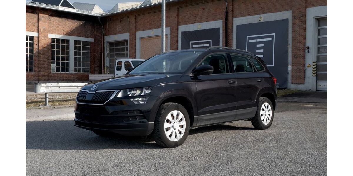 Skoda Karoq 78.000 km 14.490 &euro; München 81249